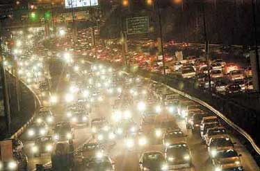 افزایش پیک ترافیک تا ساعت 24