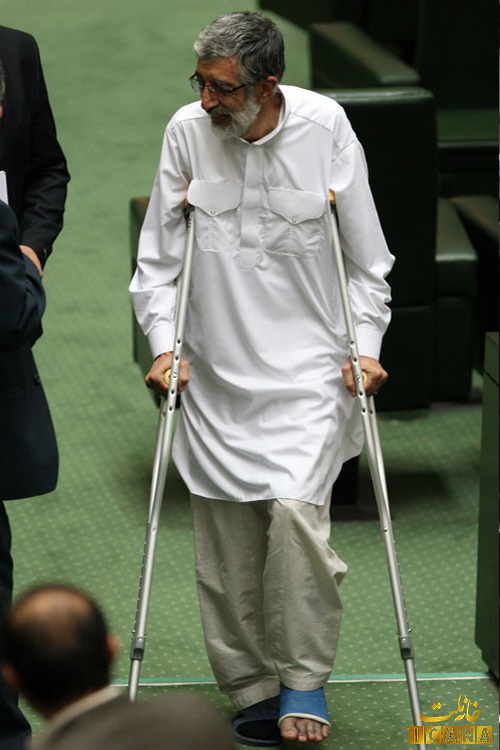 حداد با پای شکسته در مجلس!+عکس