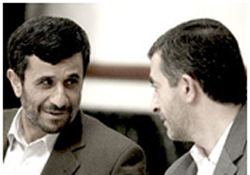 تشبیه احمدی نژاد و مشایی به سیاووش!