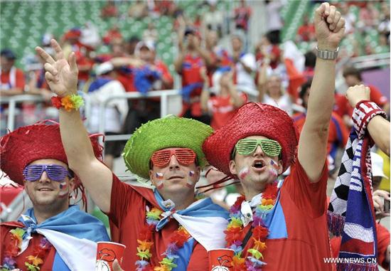 تصاویر صورتهای رنگی در یورو 2012