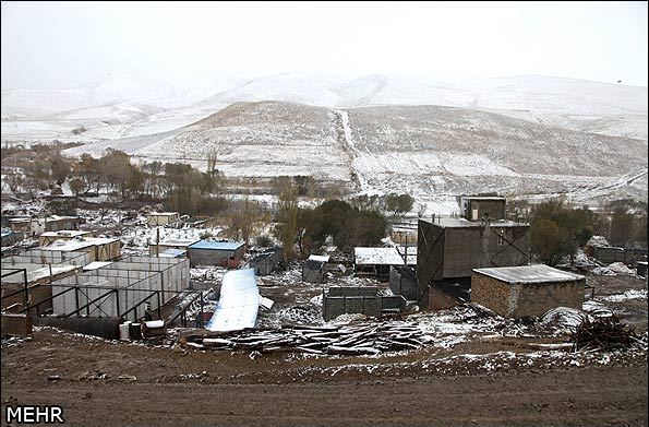 تصاویر/ برف و یخبندان مناطق زلزله زده