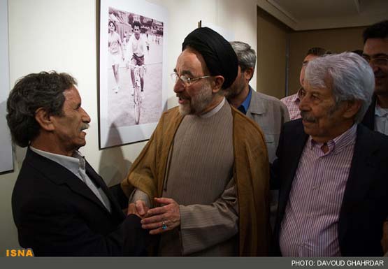 عکس: خاتمی و بدل احمدی نژاد