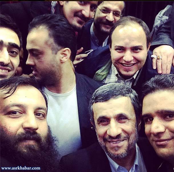 جدیدترین عکس احمدی نژاد از نوع سلفی (عکس)