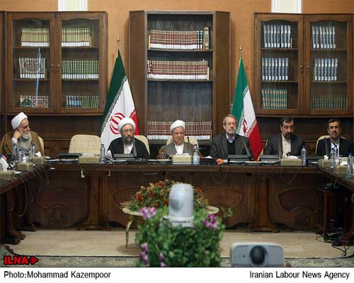 هاشمي و احمدي نژاد در جلسه مجمع تشخیص مصلحت نظام(عكس)