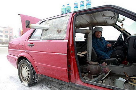 گرم کردن خودرو به سبک چینی!/عکس