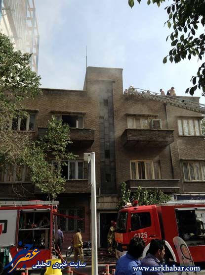 آتش سوزی در خیابان سمیه/ ساختمان در حال تخلیه است+تصاویر