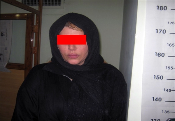 دستگیری یاسمین و آتنا به جرم زورگیری از مردان (+عکس)