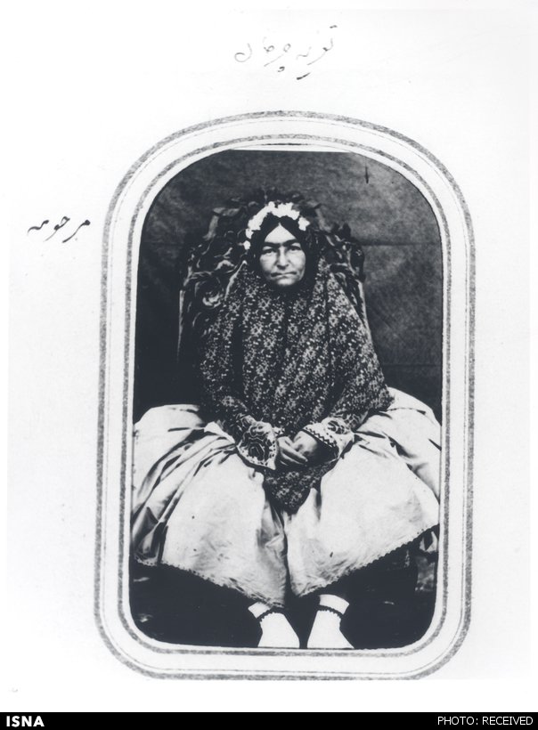 عکس: زن تعزیه چرخان در دربار ناصرالدین شاه