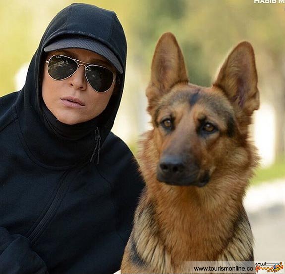 بازیگر معروف زن در کنار حیوانی ترسناک +عکس
