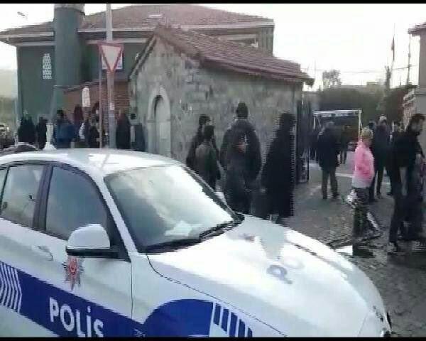 حمله مسلحانه به یک مسجد در استانبول/ 2 نفر مجروح شدند