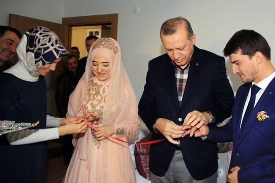اردوغان در مراسم خواستگاری (عكس)