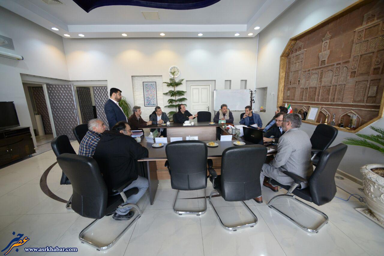جلسه پاساژ کویتی ها با شهردار منطقه (عکس)