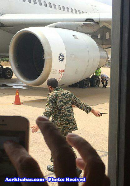 لاستیک هواپیمای نفت تهران ترکید! (عکس)