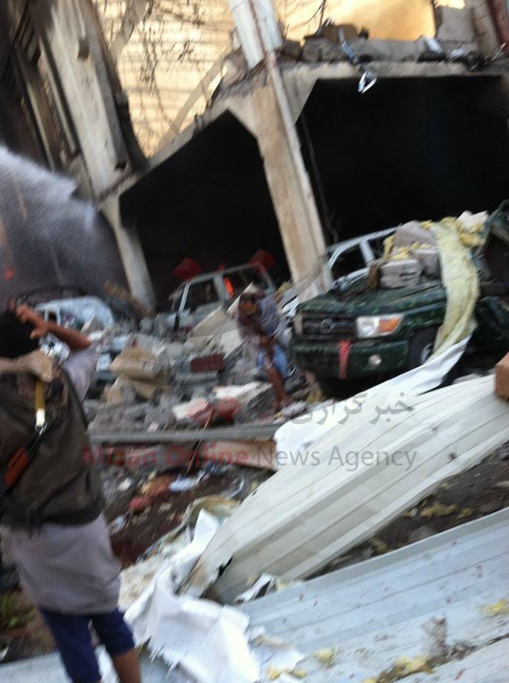 حمله جنگنده‎های عربستان به یک مراسم عزاداری در صنعا/ شینهوآ: بیش از 160 نفر کشته شدند (عکس)