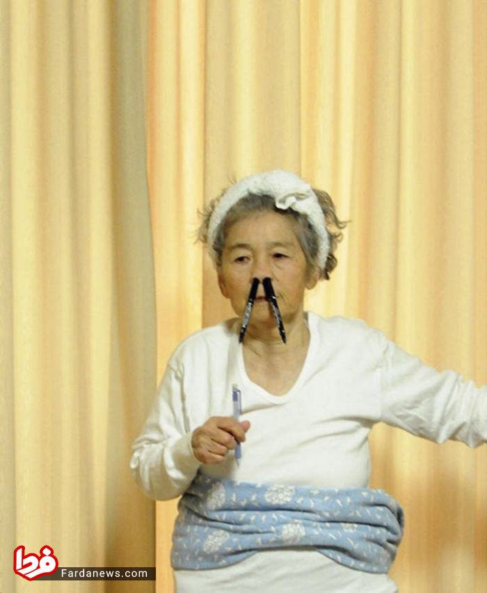 مادربزرگ ۸۹ ساله‌ای که خود را سوژه می‌کند!(تصاویر)