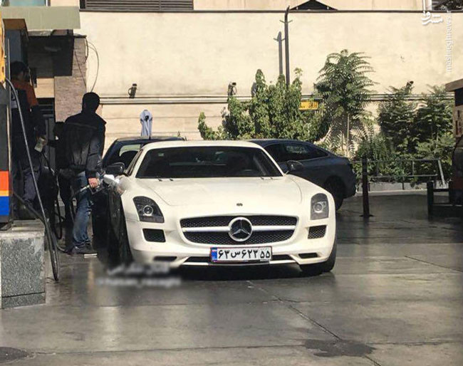 خودروی لوکس آلمانی در تهران (+عکس)