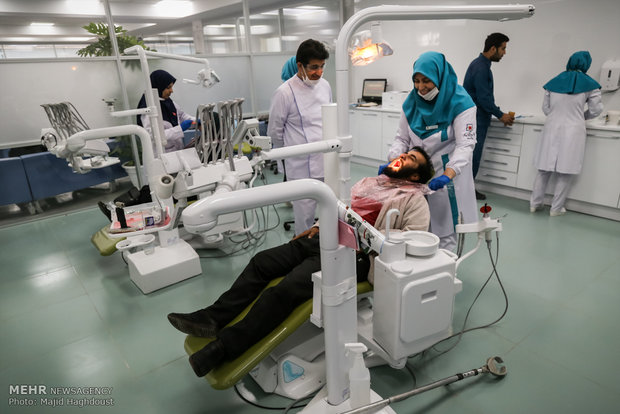 بحران در بازار دندانپزشکی/وزارت بهداشت بیشتر از تحریم اذیت می کند