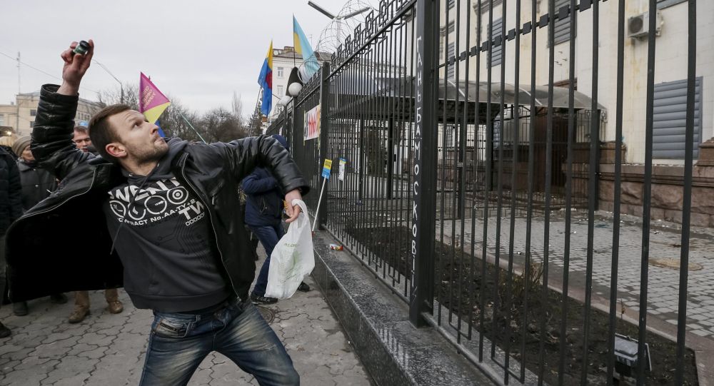 حمله به سفارت روسیه در اوکراین