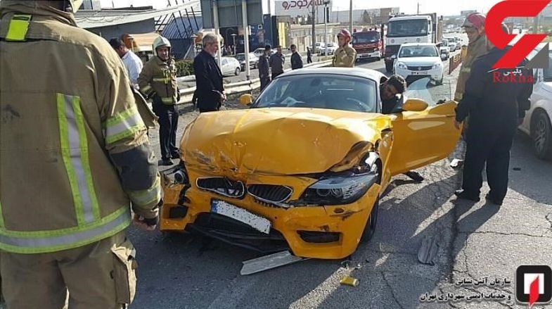 تصادف خودروی لاکچری در تهران(+عکس)