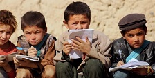 سازمان ملل: نيمی از "کودکان افغانستان" به مدرسه نمی‌روند