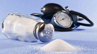 نمک عامل مهم در ابتلا به پرفشاری خون