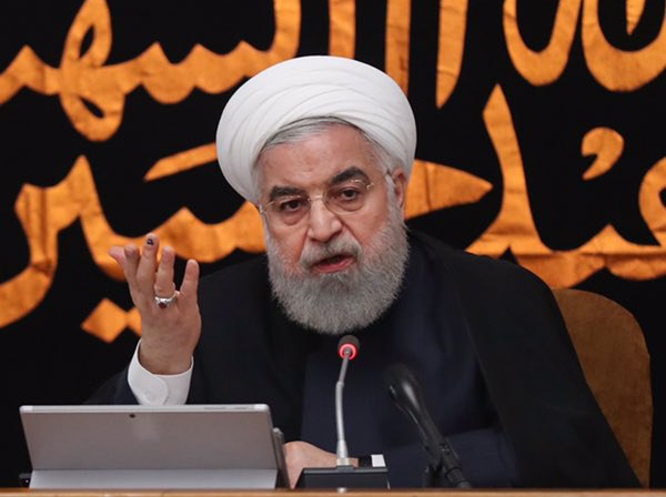 روحانی: با فرانسه به نمایندگی از اتحادیه اروپا در مورد یک چارچوب 5 ماهه مذاکره می‌کنیم / باوجود حل بخش مهمی از اختلاف، هنوز به نقطه توافق نهایی نرسیده‌ایم