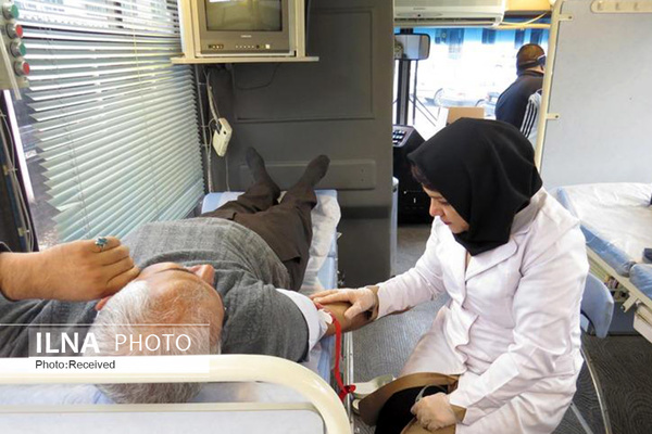 بیماران نیازمند در انتظار اهدای خون شهروندان