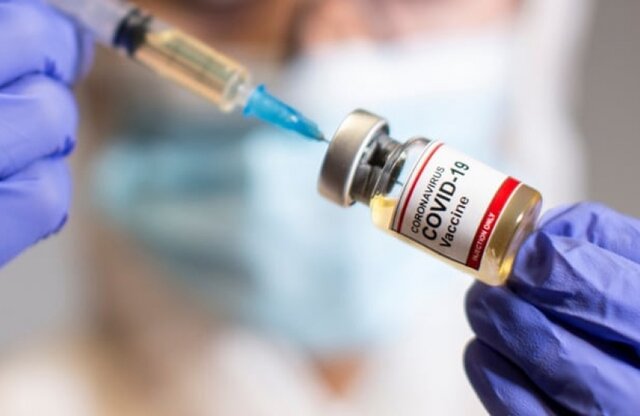 چگونگی دریافت واکسن کرونا توسط گروه‌های سنی مختلف