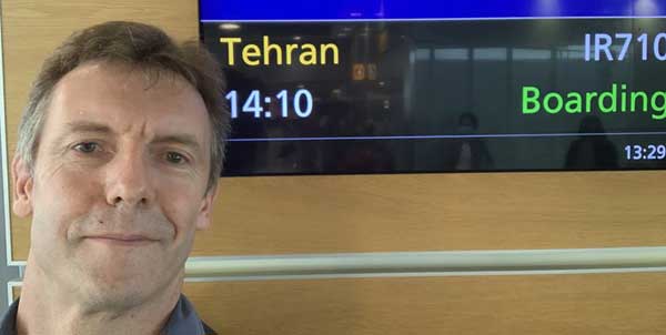 سفیر جدید انگلیس در تهران: از بازگشت به ایران هیجان زده‌ام (عکس)