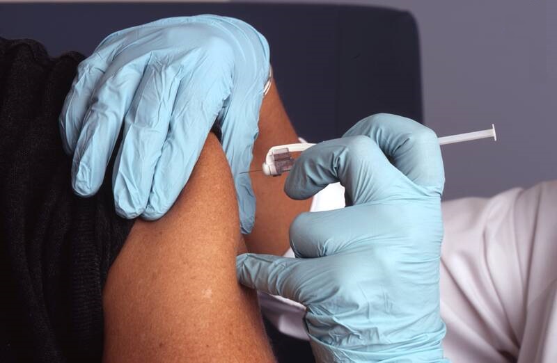 واکنش جهانپور به ۳ شایعه در خصوص واکسن‌های داخلی
