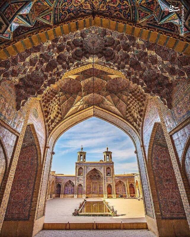شکوه معماری ایرانی در مسجد نصیرالملک