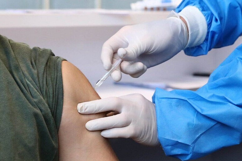 عوارض جانبی واکسن کرونا و نحوه مراقبت‌های بعد از آن