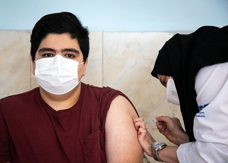 ۶۵ درصد دانش‌آموزان تهران دوز اول واکسن را دریافت کردند