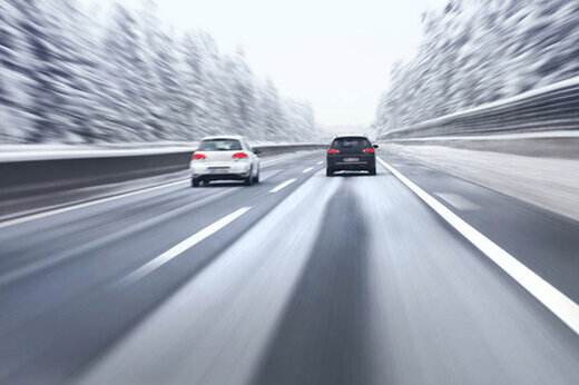 هشدار پلیس راهور به رانندگان: تجهیزات زمستانه همراه داشته باشید؛ جاده‌های ۴ استان برفگیر است