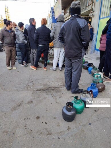 رد اتهام گازی علیه دولت روحانی/ روند انحلال شرکت ذخیره‌سازی گاز از دولت احمدی‌نژاد شروع شد / «انحلال» نبود، «ادغام» بود با حفظ ماموریت + سند