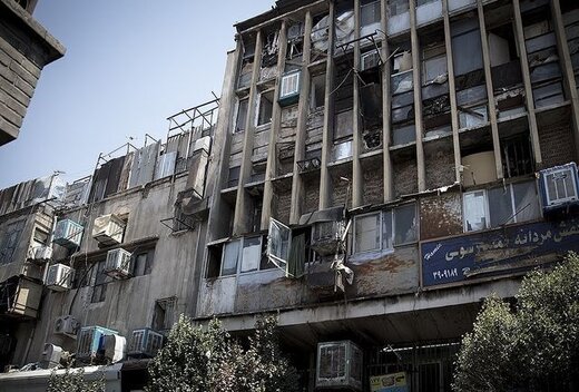 زاکانی: لیست ساختمان‌های ناایمن تهران در اختیار چمران قرار می‌گیرد