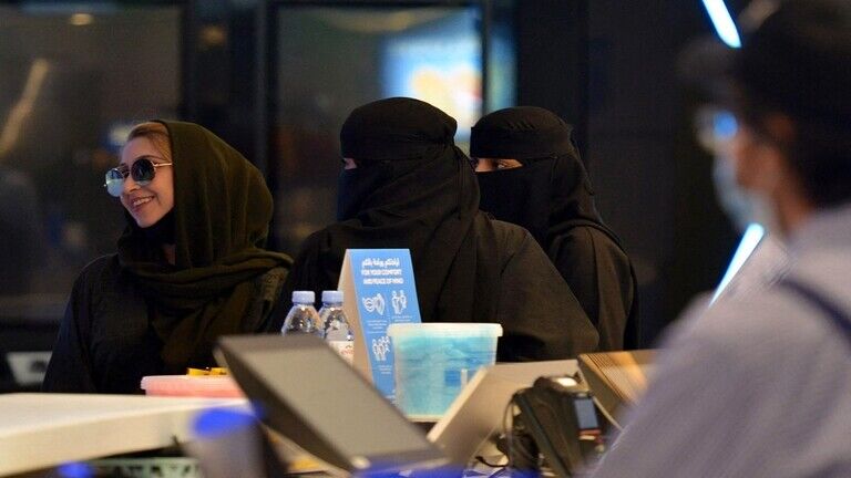 دستور جدید عربستان در رابطه با بانوان(عکس)