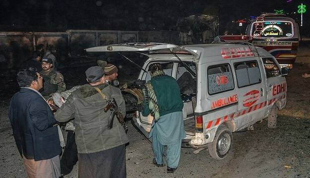 حمله به اردوگاه کار در پاکستان