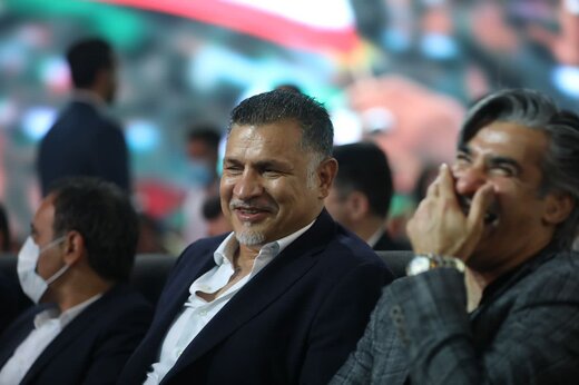 حجازی: گفتم پدر رئیس فدراسیون اسطبل دارد اما فوتبال نمی فهمد
علی دایی را با ۴۰۰ هزار تومان خریدم