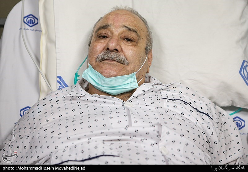 ترخیص بازیگر معروف تلویزیون از بیمارستان(عکس)