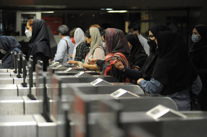 آغاز ممانعت ورود زنان بی‌حجاب به مترو؟