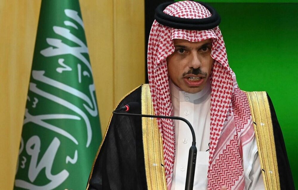 وزیر خارجه عربستان: تلاش‌ها برای حل سیاسی بحران اوکراین ادامه دارد