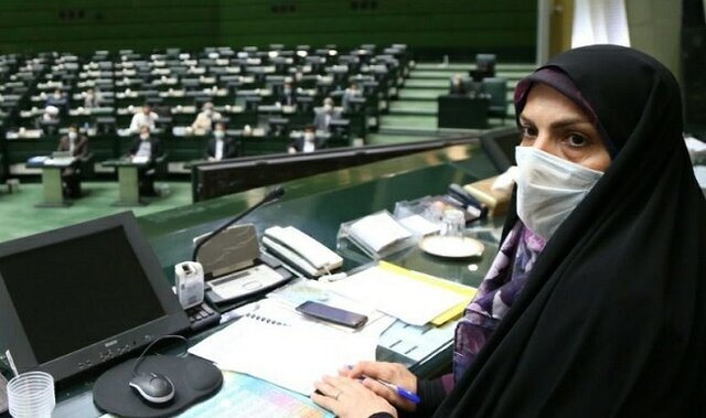 نماینده مجلس: چطور چنین پیشنهادهایی برای مجازات در لایحه حجاب آمده است؟