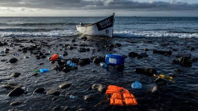 غرق شدن یک قایق حامل پناهجویان به اروپا