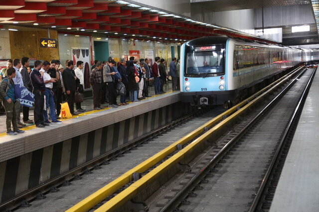 ساعت کار مترو تهران تغییر کرد/ جزئیات