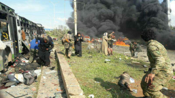 تصاویر تکان دهنده از انفجار اتوبوس غیرنظامیان (+عکس)
