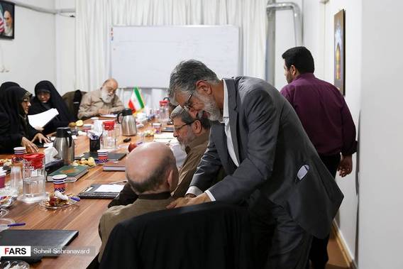 دهمین نشست شورای مرکزی جبهه مردمی (+عکس)
