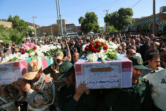 تشییع پیکر شهدای لرستانی حادثه تروریستی تهران(+عکس)