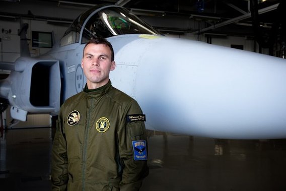 اوج‌گیری جنگنده 85 میلیون دلاری سوئدی‌ها در آسمان (+عکس)