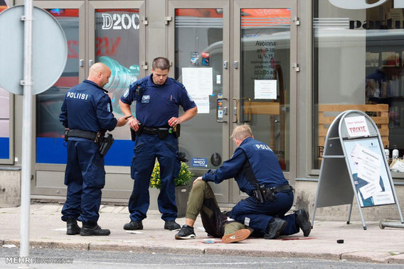 حمله با چاقو در فنلاند (+عکس)